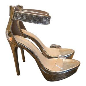 QUPID Women's Silver Platform  Heel
